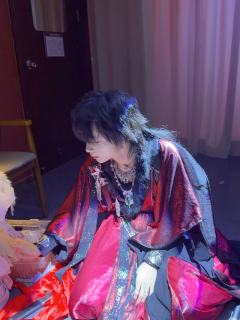 方逆眼中的自己大概是八贤王吧
时长:8h
体验店家:疯帽