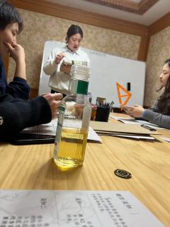 今天体验了《她未能歌颂的明日》
🙍‍♀️DM：梓梓
逻辑盘