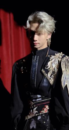 【璃火】月寒
五星好评
卡司
祁夜 山鬼
戚梧 月见