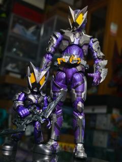 零一里我认为最帅的界外者，灭亡迅雷的老大灭-蛰刺毒蝎
皮套设