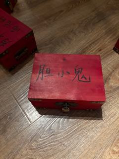 我承认曾经对野菩萨无动于衷的我太装了
现在只想急头白脸再打