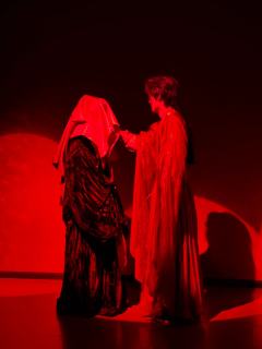 “那个向朕付出真心的人，会永远陪在朕的身边吗”

📍体验店