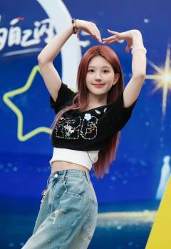 明星三选一(第一期)
鞠婧祎/赵露思/白鹿
票数最多的下一期