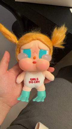 太可爱了，还没到家就准备好新衣服啦