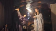 可玩性很强！从头到尾没有坐牢。设定新颖，反转连连，本赤华虽然