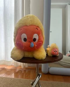 被星星人的毛绒抱枕可爱晕！！😇
大鼻涕小鼻涕
太可爱了
好