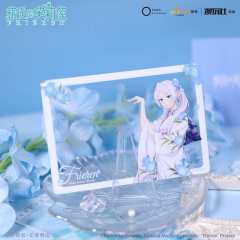 “时间啊，停一停吧…”  
芙莉莲的白发在苍月草风中轻扬🍃