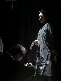 
穿越光影，邂逅流萤之梦。

剧本：《流萤》
店铺：阁下吃瓜