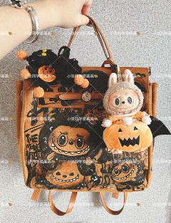 LABUBU万圣节限定搪胶，安排了！