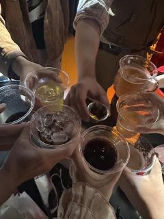 圣托里尼,与神为敌!
圣托里尼,喝点啤啤!
圣托里尼,搞点m