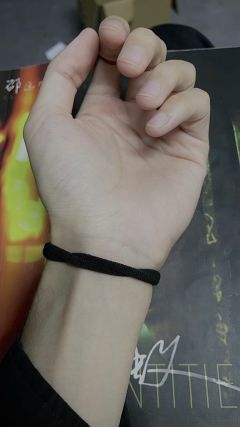 《第一根免费》

"邵远川, 这回我是来救你的."

🏬店