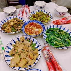 “枫是落在你身前唯一的绯色”
✨店家:重楼
✨DM:楚岚潇