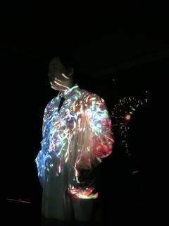 臭小子，一定要娶到她！             ——兄弟送上