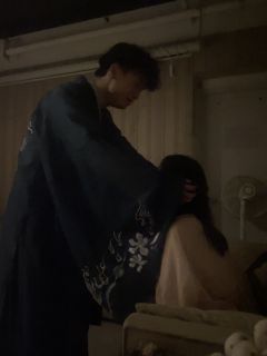 “为你明灯三千，为你花开满城”
“蝴蝶一生只爱一人”
🎭角