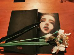 🌸【水仙】找寻自我的无病呻吟？自艾自怜的镜花水月？文字的仪