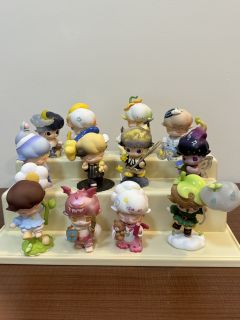 《dimoo梦里梦外系列》
梦是自我本能的体现，是灵魂的指引