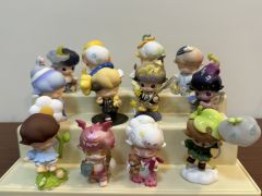 《dimoo梦里梦外系列》
梦是自我本能的体现，是灵魂的指引