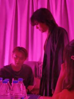 【含剧透】
红树醉秋色，碧溪弹夜弦。
佳期不可再，风雨查如年