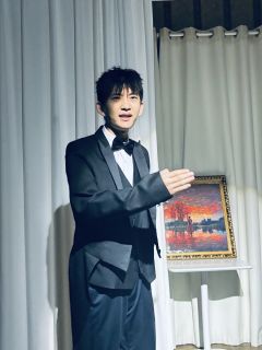 【奈亚拉美术馆，无剧透，请放心食用】
“🖼️奈亚拉夫人喜欢