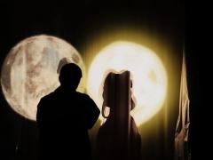 “只要你还是你，我还是我，我便会永远信你。”
“别怕，有我在