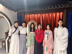 【含剧透】
“年少发过的每一个誓言，我都一步一步，一个一个的