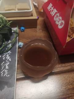 【含剧透】
“情门千重囚苦主,痴骨三根到南墙”
到南墙了,这