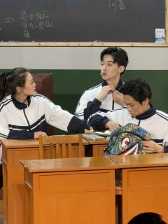 剧名:夏洛特烦恼之逆转未来
演出地点:合生汇开心麻花U剧场