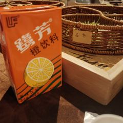 “梦里有你,我 还有湖中的月亮🌕”
是想回去见曼音外婆