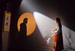 对没读过或粗了解《红楼梦》的人,它是“红楼启蒙”;
对完整读