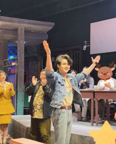 赵赶鹅首演｜0距离追凶
从北京到上海，我终于吃上了这鹅🦢！