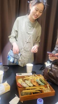 姽婳很好，但是红豆2配不上她，散装的家人，无法拯救的续作，甚