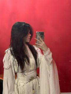 “江湖的最深处是河之洲，
河之洲的最深处是蒹葭渡。”

DM