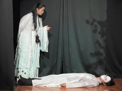 山月叹是个平均水平的合格本，但真的太普通了，绝对没有达到这么