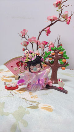 rolife 囡茜 秋水共长天一色 改娃
落霞与孤鹜齐飞，秋