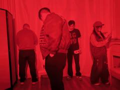 滴答-滴答-滴答——
我对她说:妈,我好像病了。
她看着我说