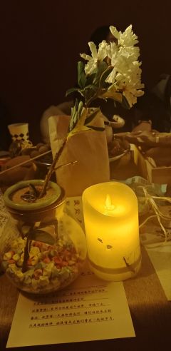 【含剧透】（不多...）
感谢周日第二人生《红豆2》的演绎人