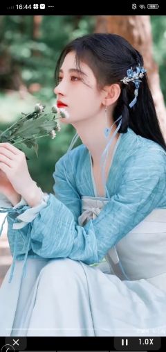 无聊，发几张鞠婧祎照片 