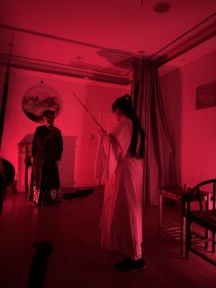 《朝瑶》
写出这个角色是为了让店家删掉的吗？
情感本无止境的