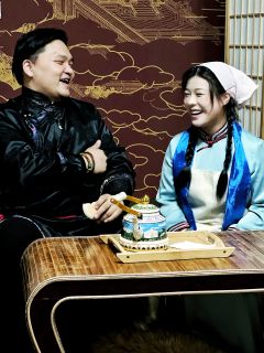 悠悠寸草心文笔很好，很多地方有点像散文诗，是个非常温馨感人的