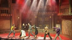 ⏰观演时长：约120分钟
❤️推荐理由：改编自同名电影《扬名