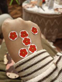 没本硬玩的一天～
👧🏻角色：蕊儿
📕剧本：给你一朵小红