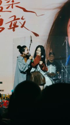 🎟演出名称:王筝《很温柔很勇敢》-出道二十周年纪念演唱会(