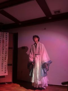 神不怜悯世人,只怜悯你。
📚剧本:璃火
🎬角色:月寒
