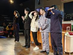 《夏洛特烦恼》是一部非常经典的作品了,很早之前就看过舞台剧,