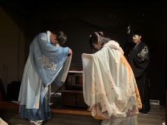 🌟桐花万里丹山路,雏凤新于老凤声🌟
类型:古风/情感/演