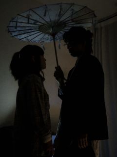 “太喜欢群像了，看着他们从四面八方聚在一起，几个各不相同的人