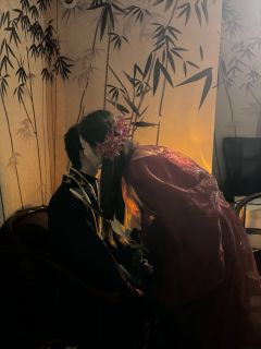 枯木逢春待璇胡，云海情深祭云间。

类型：古风 暗黑仙侠 互