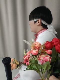 【能让人甘愿做一个被全天下唾弃的罪人的,只有爱。】
前方高能
