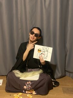 “龄娘，你要长命百岁。龄娘，你要孤苦无依。”

✨店家：me