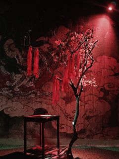 “龄娘，你要长命百岁。龄娘，你要孤苦无依。”

✨店家：me